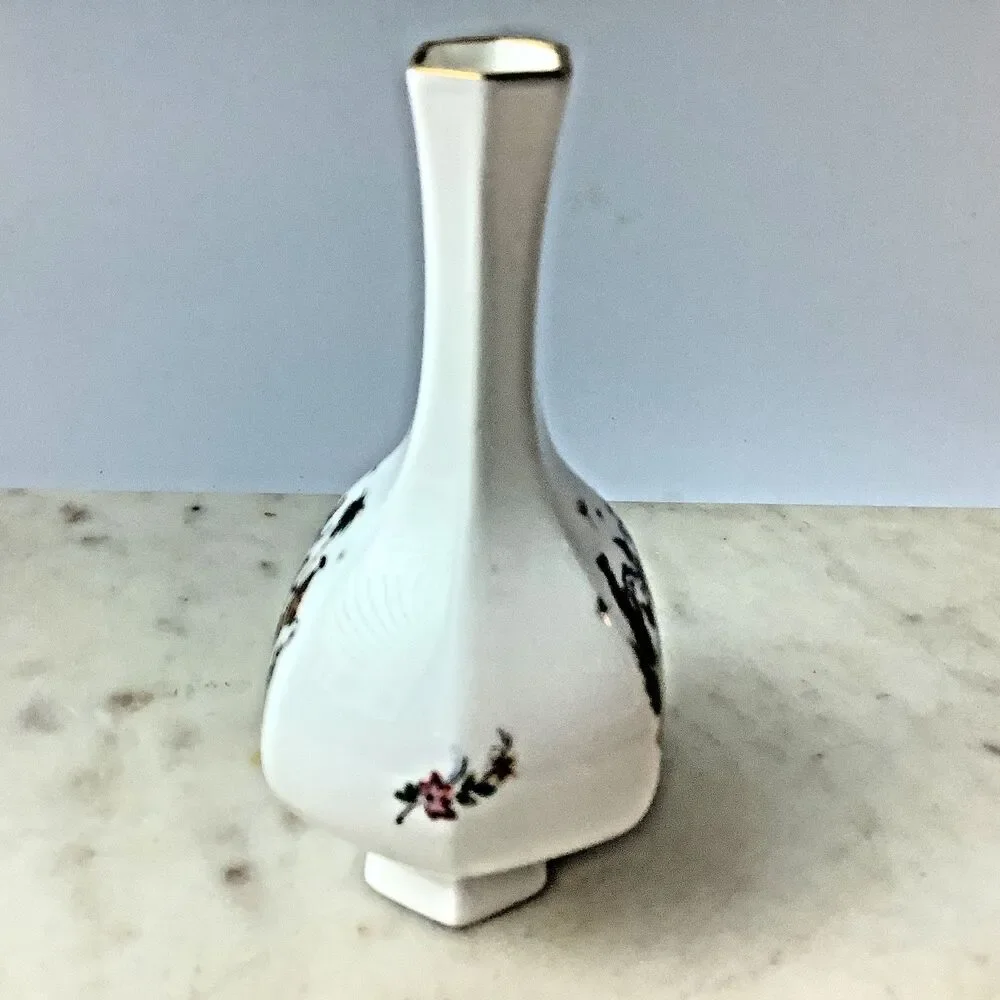 Royal Worcester  Fine Bone China England 4